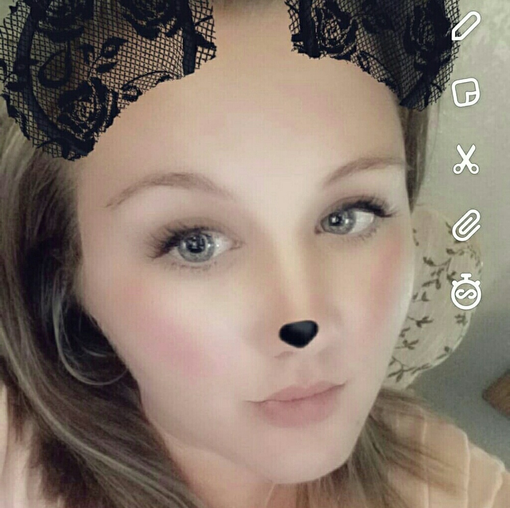 Meet your Posher, Katrina